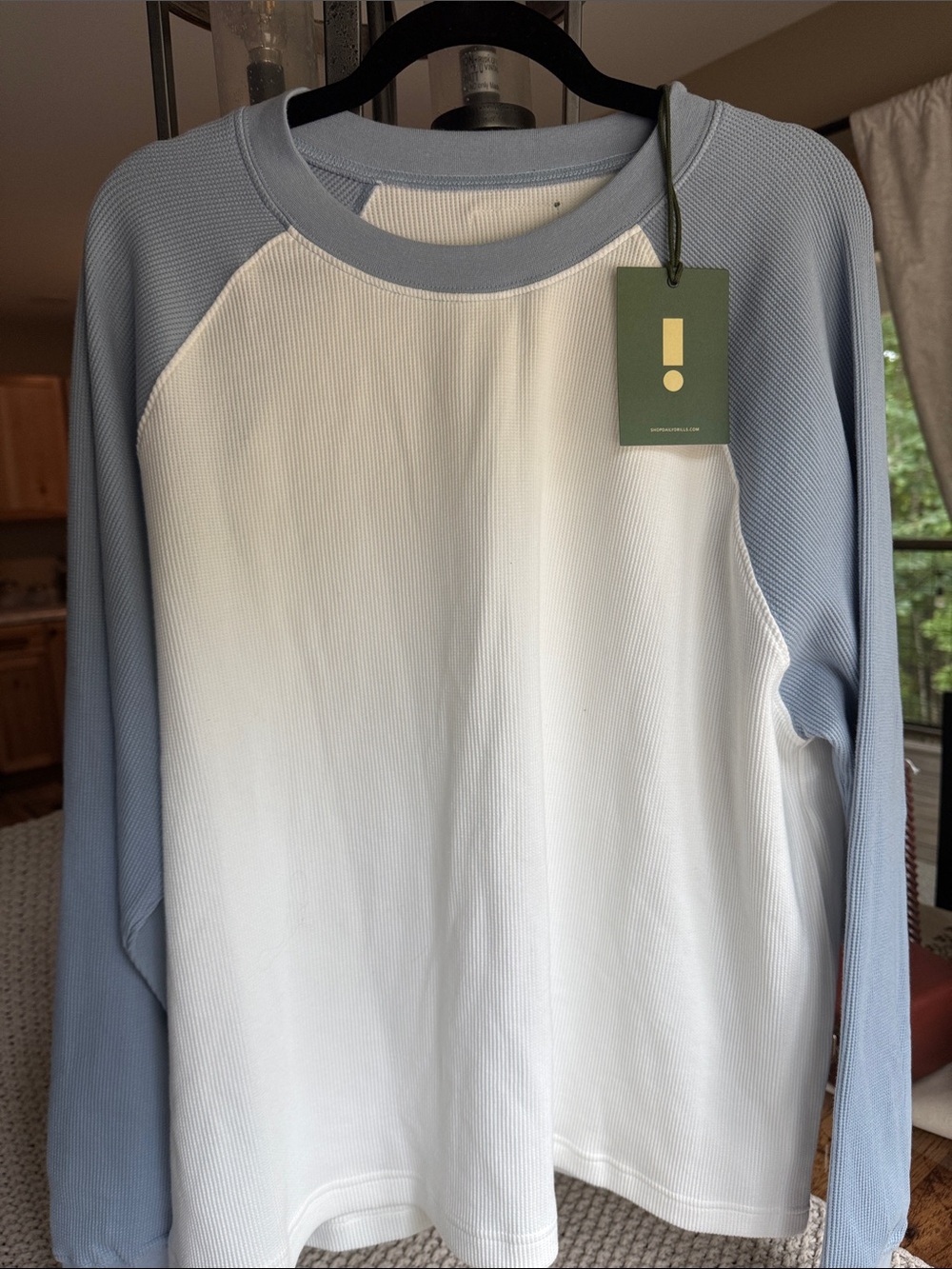 DAILY DRILLS Oversized Raglan Thermal-Mist, size XS/S. NWT.